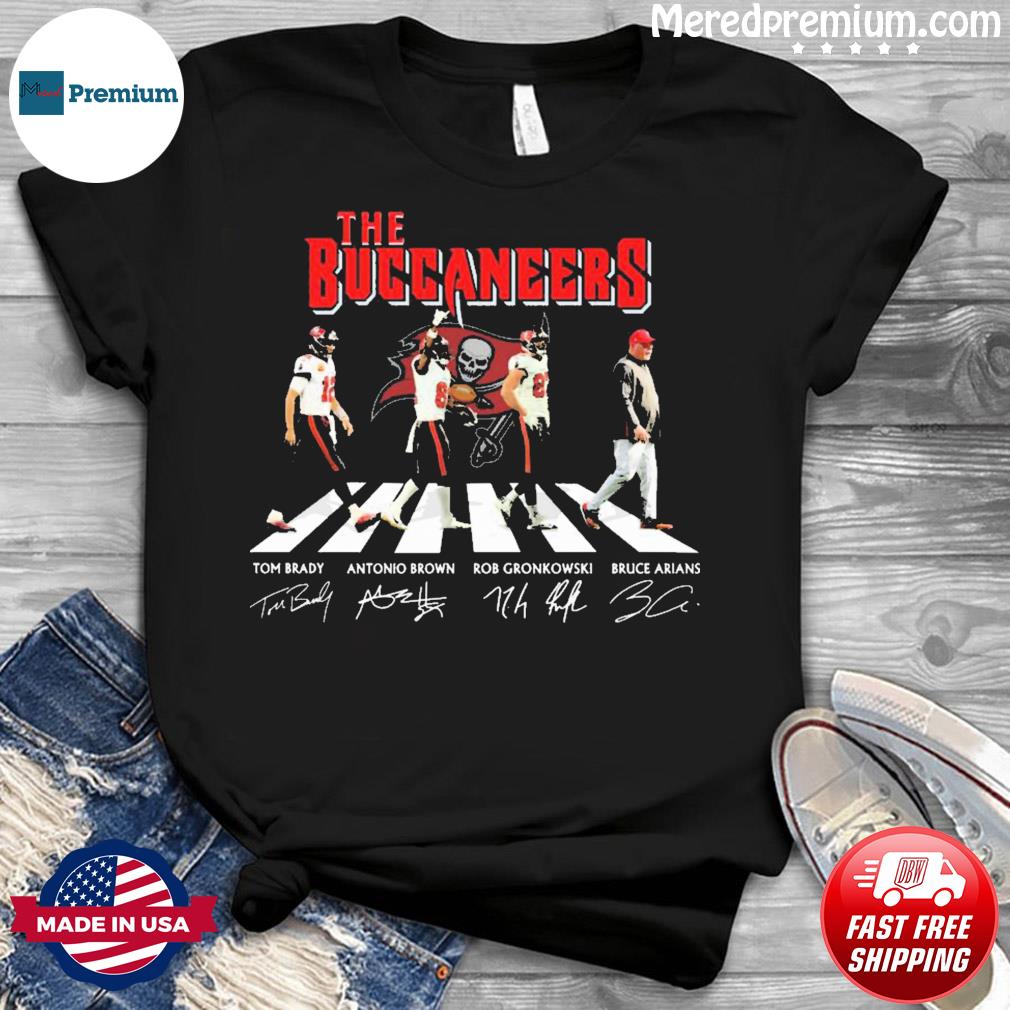 Tampa Bay Buccaneers Abbey Road signatures shirt, hoodie, sweater, long  sleeve and tank top