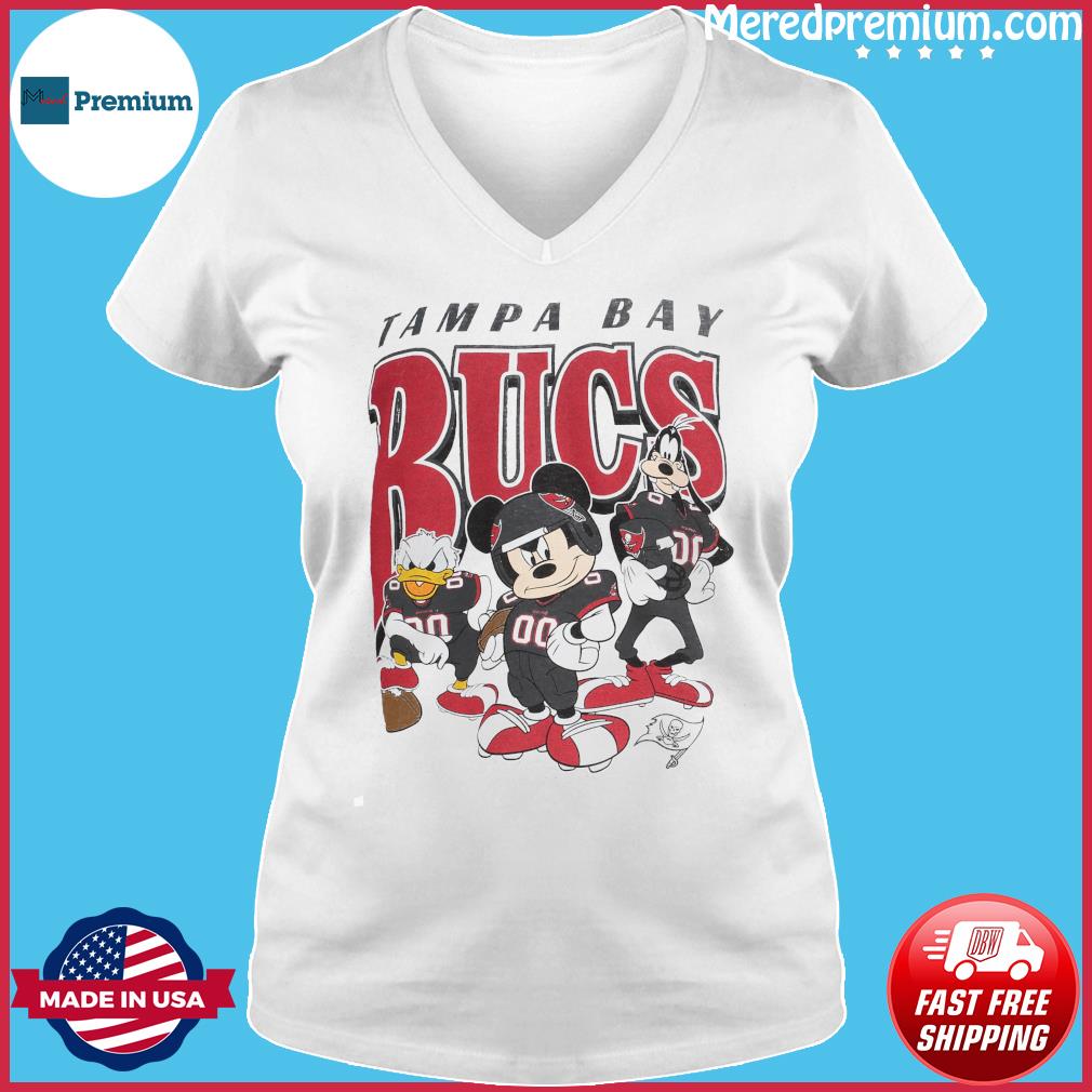 Women's Buccaneers Disney Huddle Up Tee, Junk Food Clothing