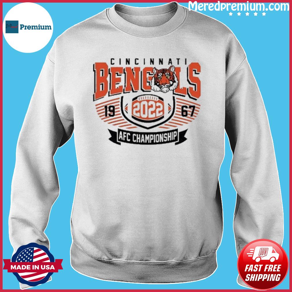 Groovy Cincinnati Bengals Sweatshirt & T-shirt 