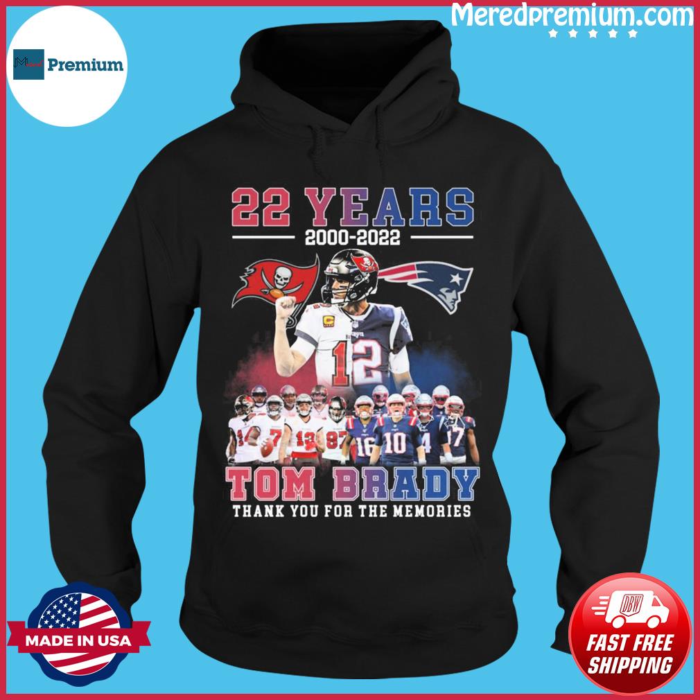 Tom Brady Tampa Bay Buccaneers Youth Play Action Graphic T-Shirt, hoodie,  sweater, long sleeve and tank top