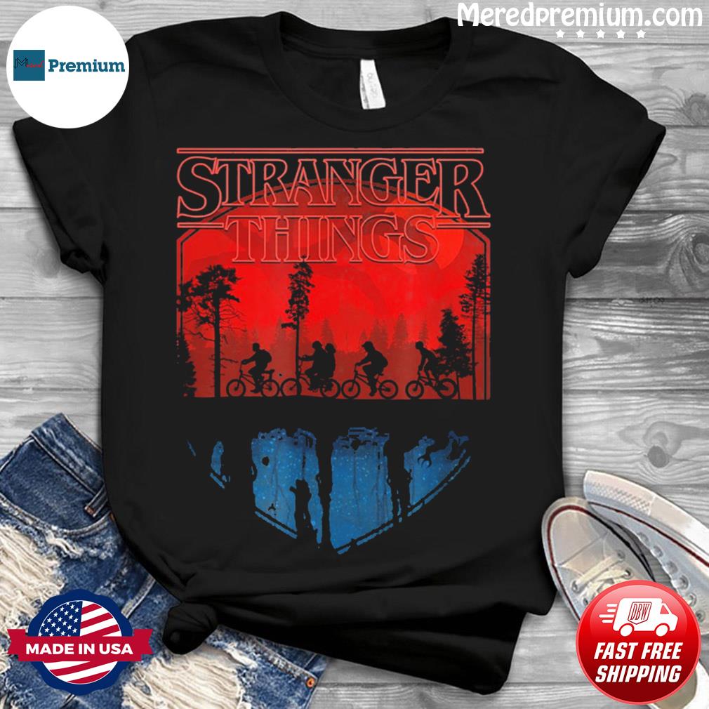 Stranger Things Group Shot Mindflayer Trail Silhouettes T-Shirt