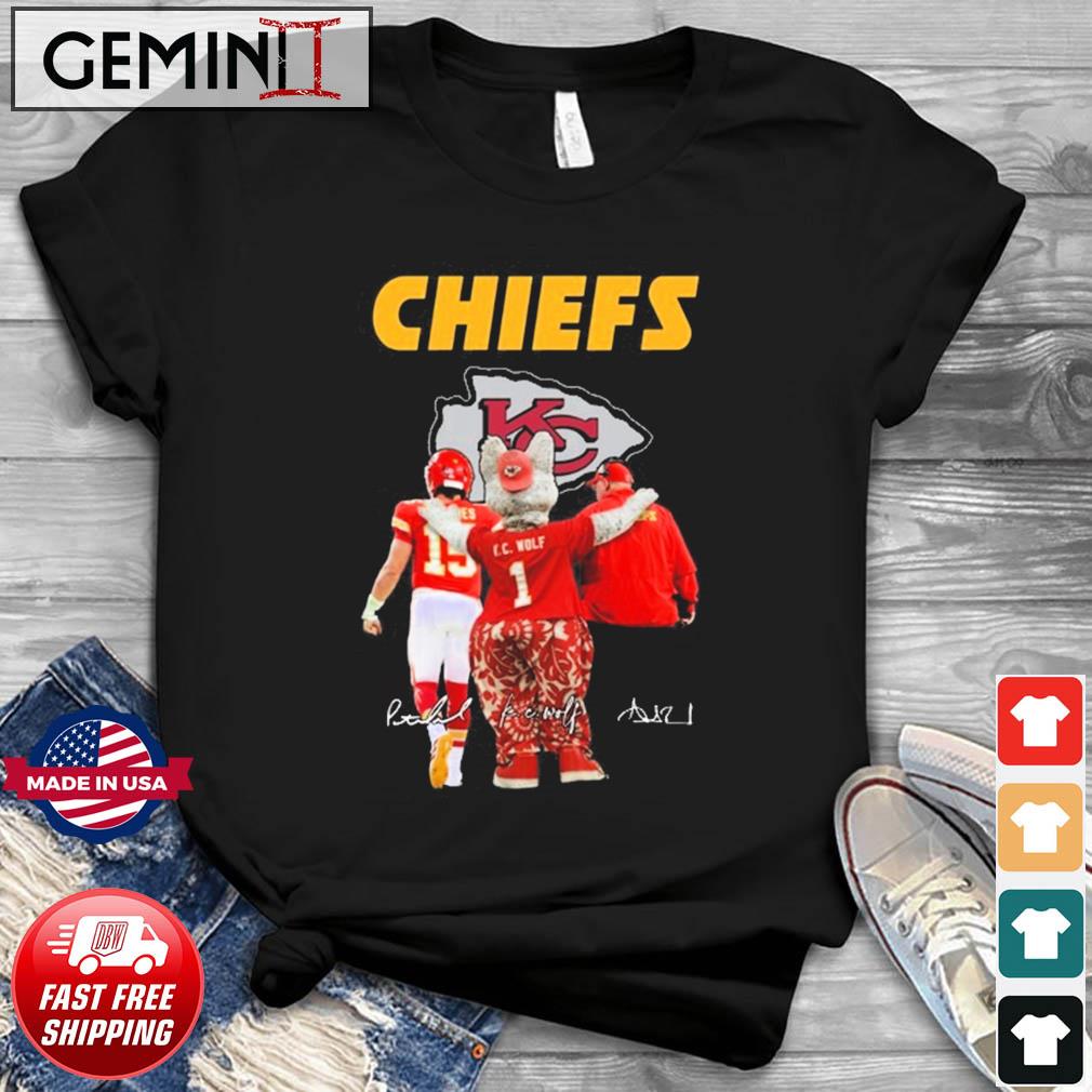 The Chiefs Kc Wolf Patrick Mahomes II And Andy Reid Signatures Shirt -  Limotees