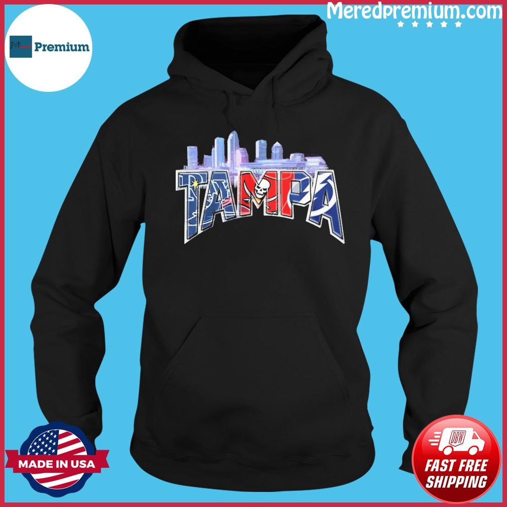 Skyline Tampa Sports Team Shirt Buccaneers, Rays And Lightning Hoodie.jpg