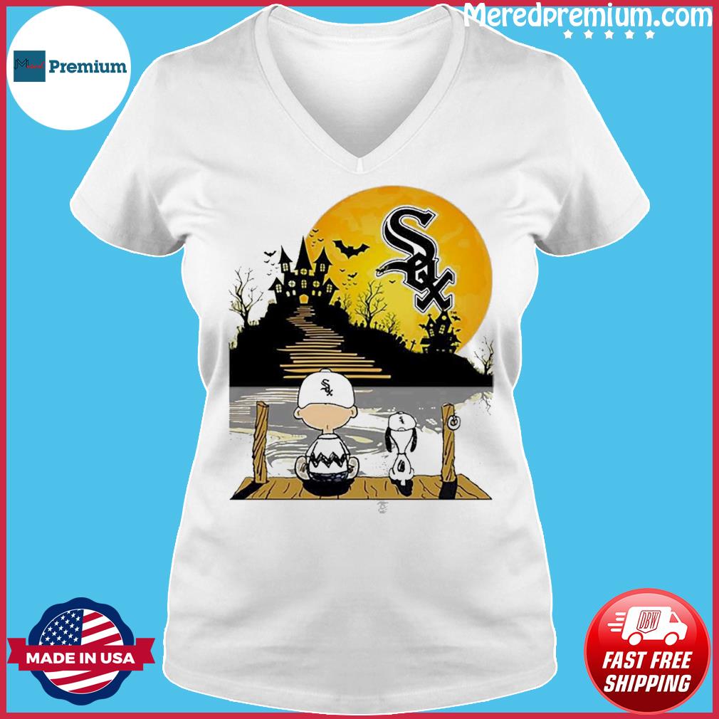 Chicago White Sox Snoopy and Charlie Brown Sit Under Moon Peanuts