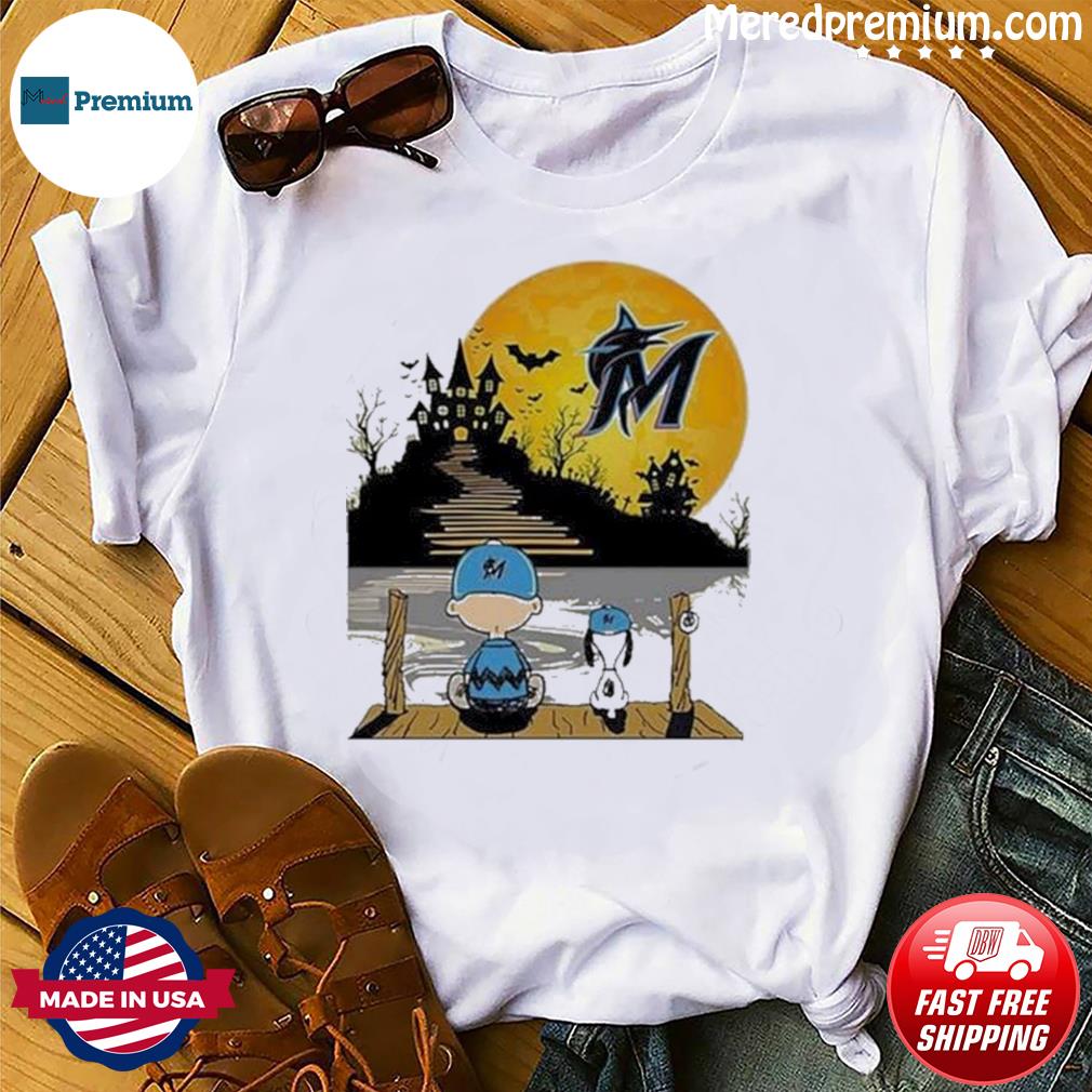 Funny Snoopy Charlie Brown Sit Under Moon Milwaukee Brewers Halloween Shirt,  hoodie, sweater, long sleeve and tank top